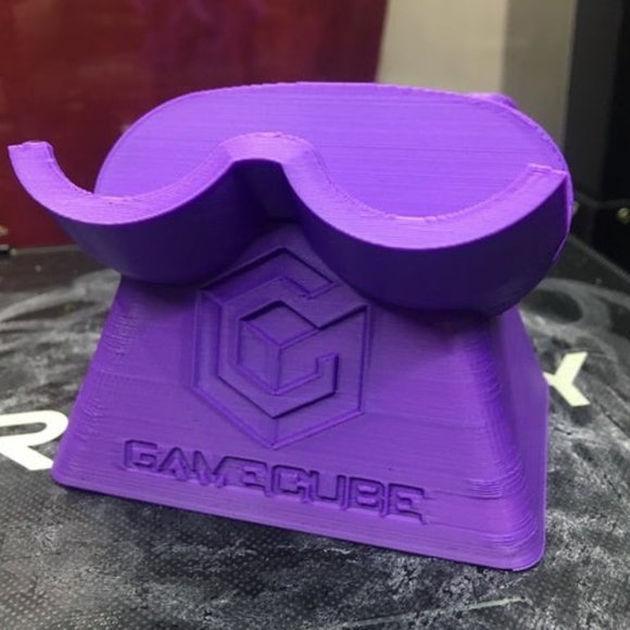 Nintendo GameCube Controller Stand with Engraved Logo 12 Colors - Picture 10 of 14